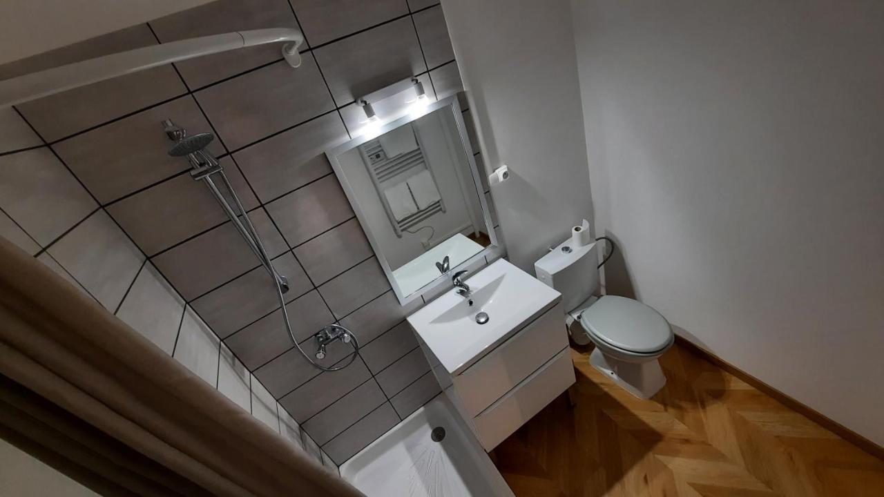 Suite 3 Pieces Chambre+Cuisine+Sdb Centre Ville Privas Ngoại thất bức ảnh